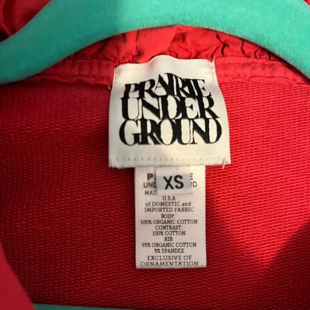 Short Cloak Hoodie Lipstick EUC XS - Picture 3 of 6